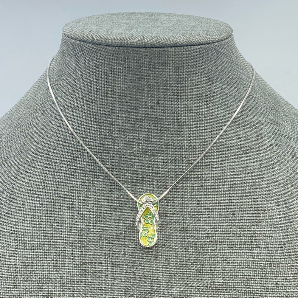 Peanuts UFS Snoopy Rhinestone Enamel Flip Flop Pendant Necklace Green Sandal S T